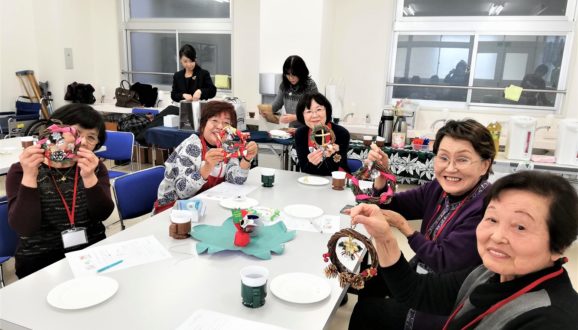 12/6「赤門まちかど保健室の先どりクリスマス会」を開催しました。