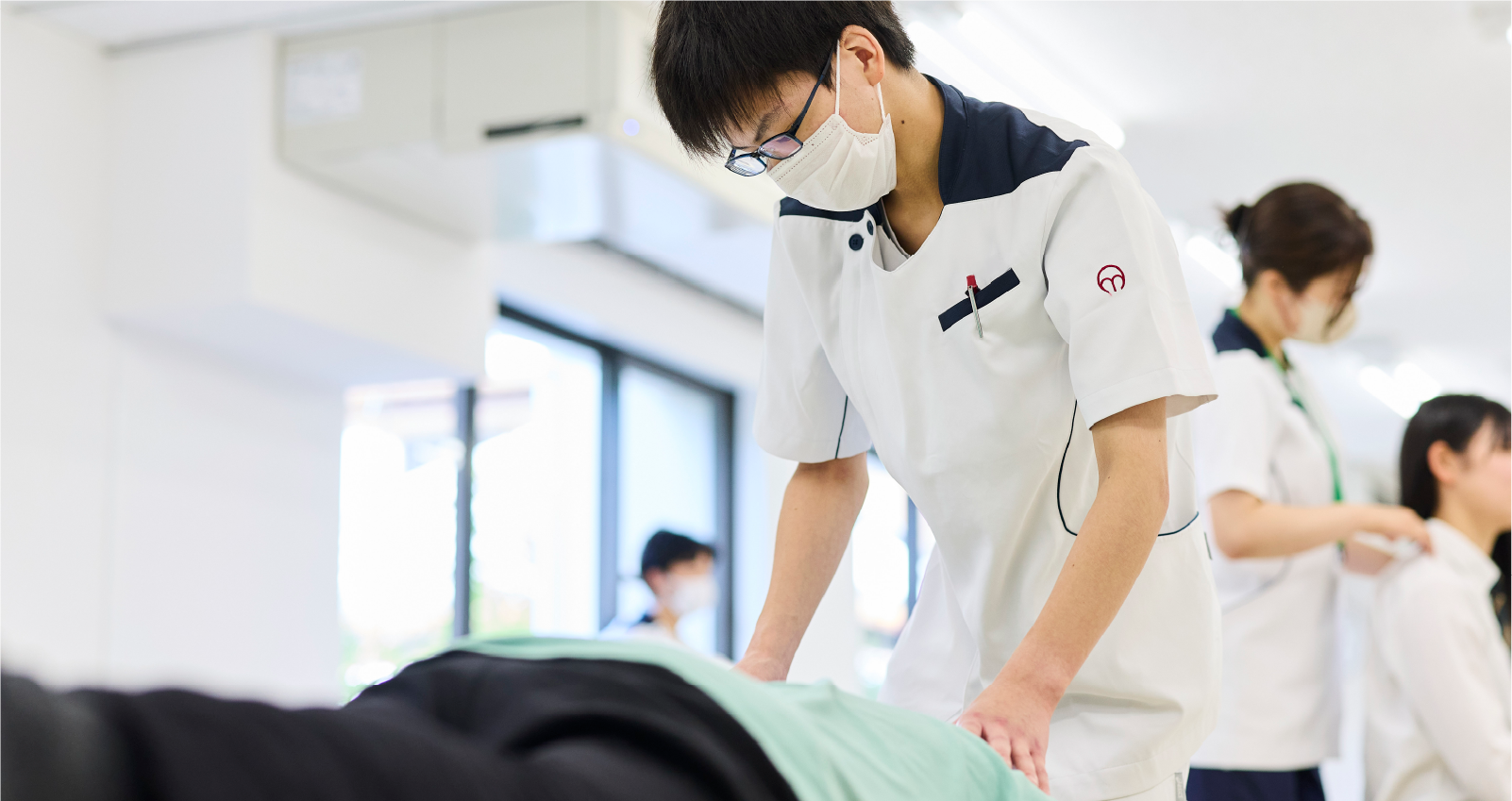 鍼灸手技療法学科